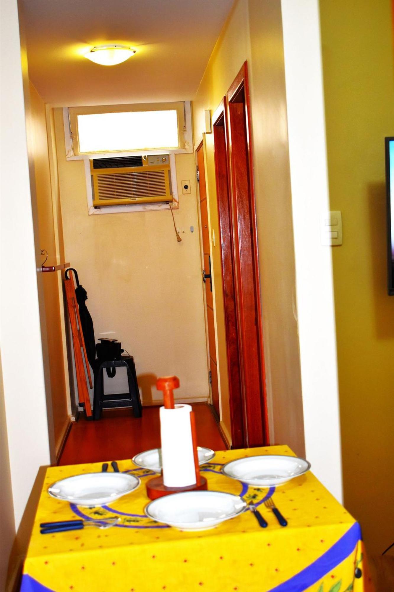 Apartamento Copacabana 200m Da - Wifi Gratis - Cp5 *